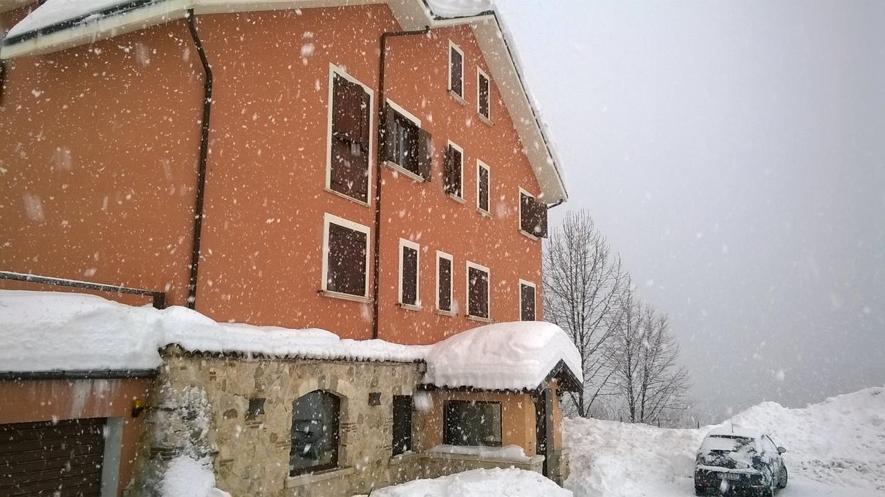 Hotel Il Ghiro Ovindoli Buitenkant foto
