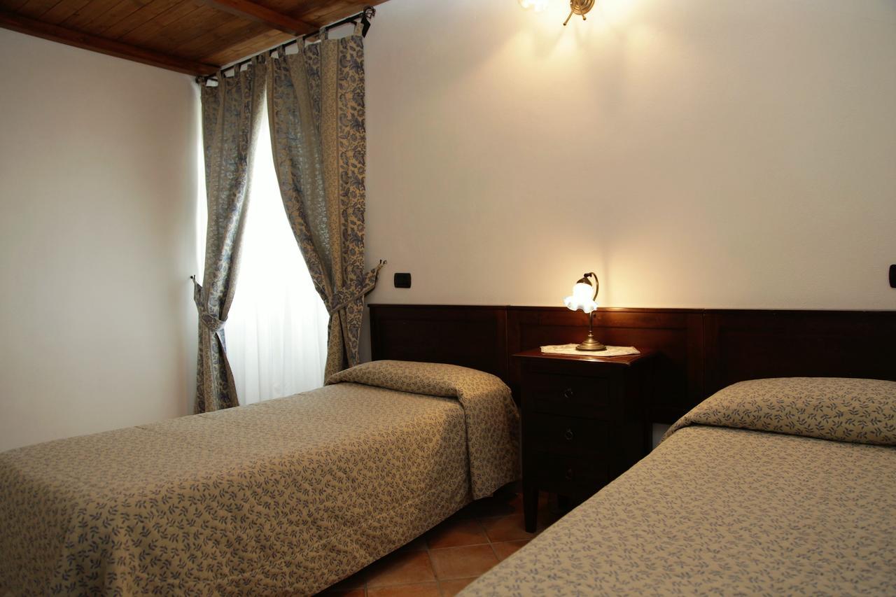 Hotel Il Ghiro Ovindoli Buitenkant foto