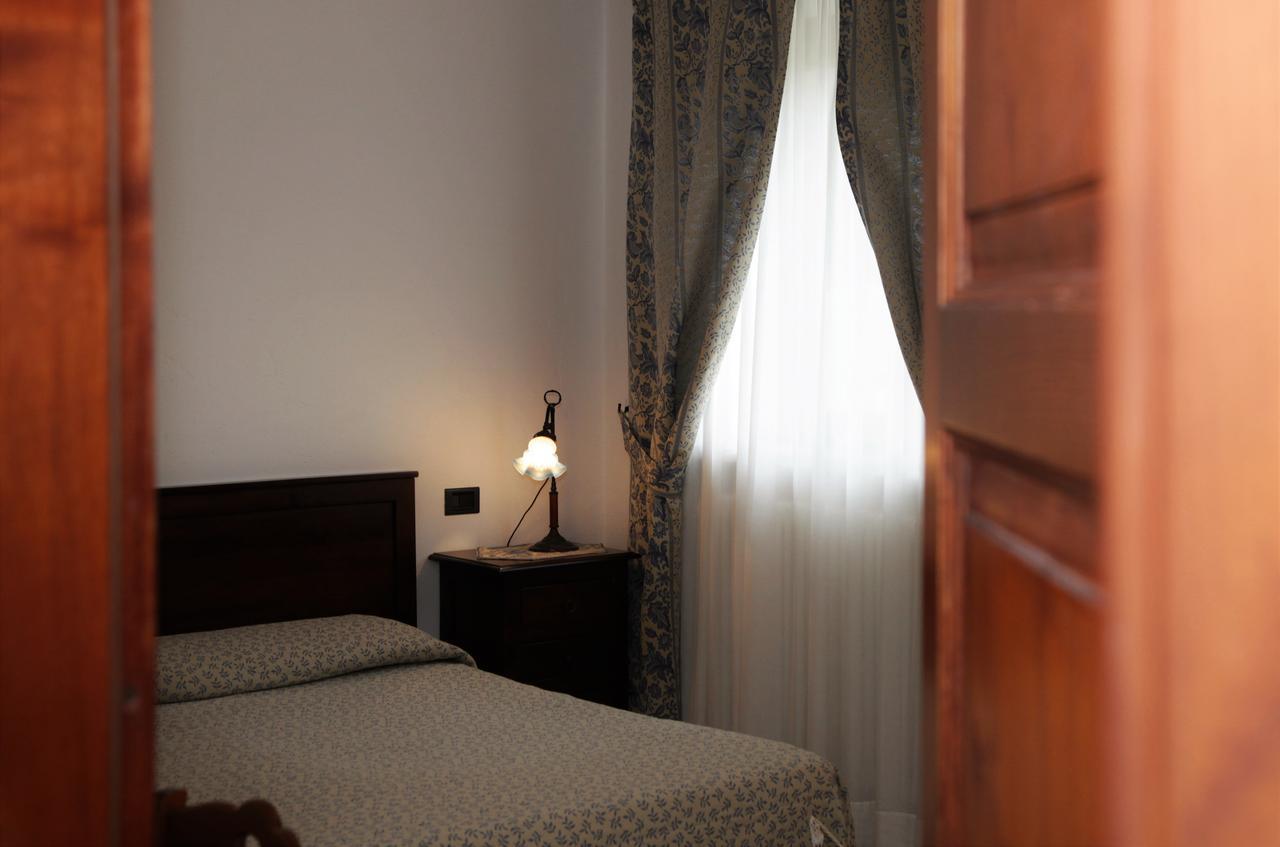 Hotel Il Ghiro Ovindoli Buitenkant foto